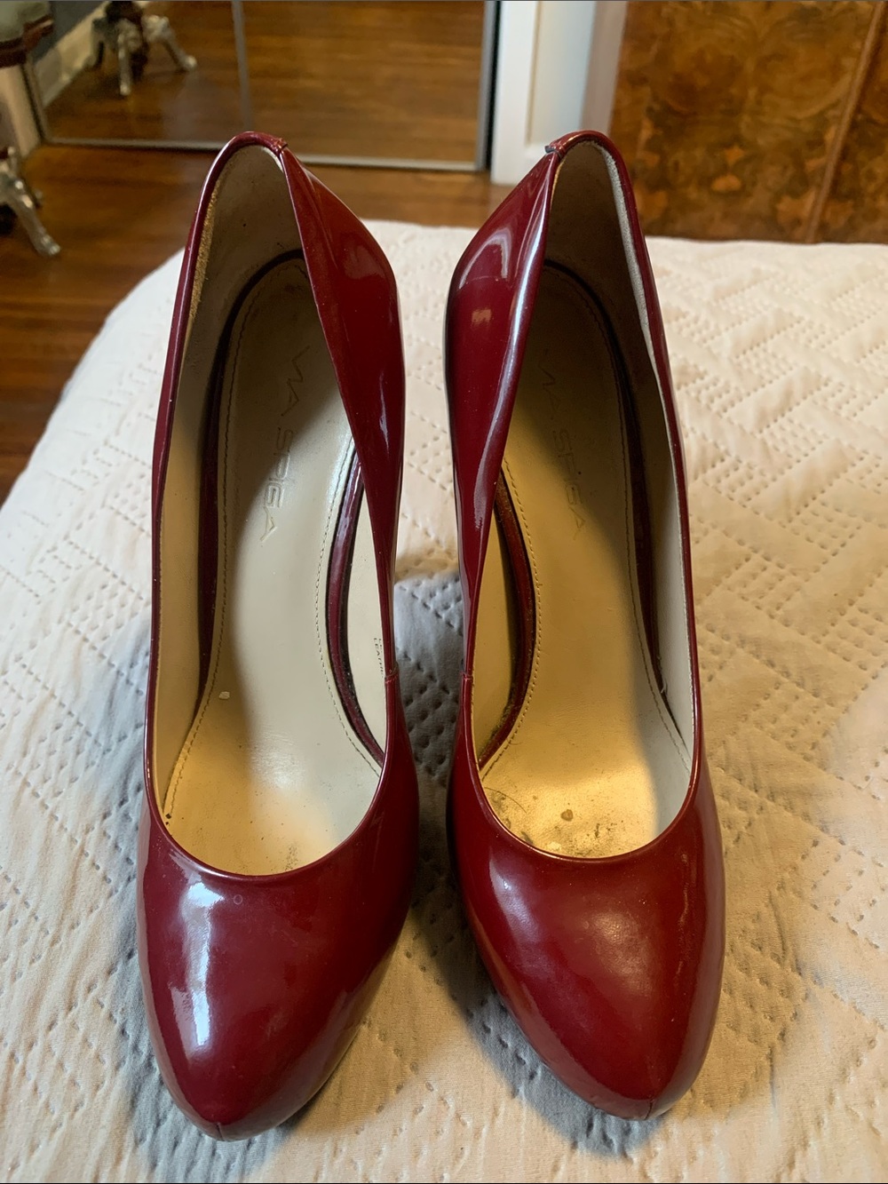 Classic dark red burgundy Patent High Heel hidden platform Pumps - Women